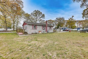 Ideally Located Villas Home: 2 Mi to Beaches!