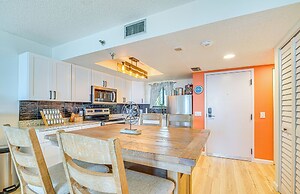 Upscale Gulf Front Hudson Condo w/ Pool