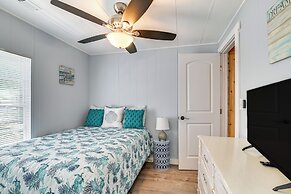 Community Pool & Beach Access: Surfside Beach Home