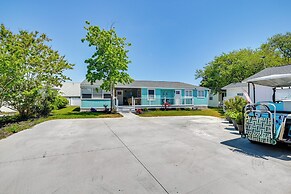Community Pool & Beach Access: Surfside Beach Home