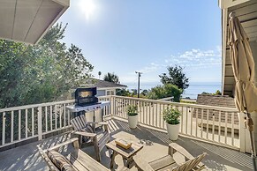 Summerland Home w/ Beach Supplies: Walk to Beach!