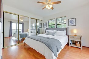 Summerland Home w/ Beach Supplies: Walk to Beach!