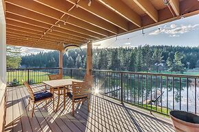 Lakefront Coeur D'alene Home w/ Deck + Shared Dock