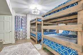 Lakefront Coeur D'alene Home w/ Deck + Shared Dock