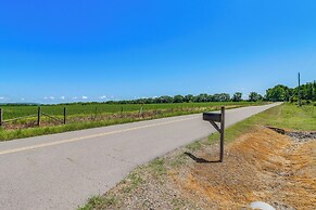 Quiet Atkins Home w/ Porch - Near Arkansas River!