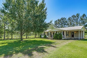 Quiet Atkins Home w/ Porch - Near Arkansas River!