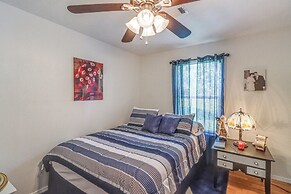 Quiet Atkins Home w/ Porch - Near Arkansas River!