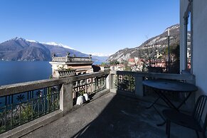 Villa Guardini with stunning lake view