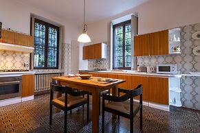 Villa Guardini with stunning lake view