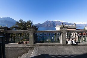 Villa Guardini with stunning lake view