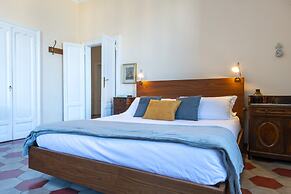 Villa Guardini with stunning lake view