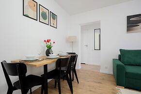 Cozy Two-bedroom Apartment by Renters