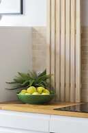 Cozy Two-bedroom Apartment by Renters