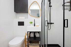 Cozy Two-bedroom Apartment by Renters