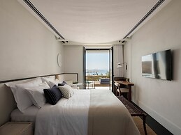 Anandes Hotel