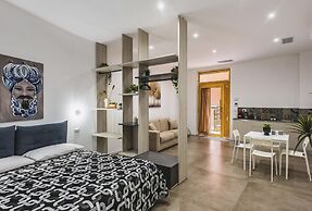 Taormina Center Studio by Wonderful Italy