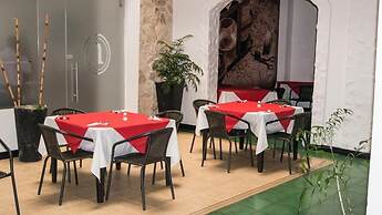 Hotel Puerta de San Antonio