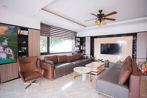 King Bavi Resort