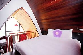 King Bavi Resort