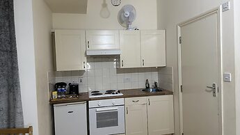 Charming 1-bed Studio in London