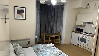 Charming 1-bed Studio in London