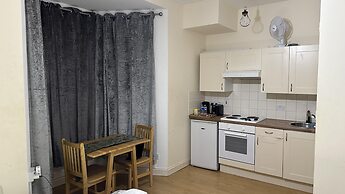 Charming 1-bed Studio in London