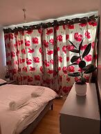 Spacious Home by Lee Valley Rafting Waltham Cross