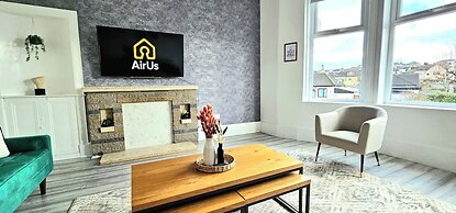 Spacious Haven with Free Parking