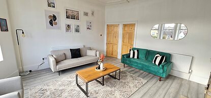 Spacious Haven with Free Parking