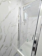 Spacious Haven with Free Parking