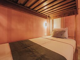 Casa Amate 61 Boutique Hostel