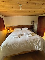 Finca La Macarena by Welttisch