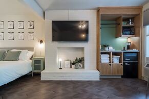 The Local Motel & Shops