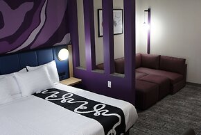 La Quinta Inn & Suites by Wyndham Memphis East