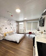OYO Welsh Holiday Accommodation - Modern Stay