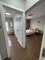 OYO Welsh Holiday Accommodation - Modern Stay
