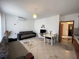 Comfortable Sea View Apartment