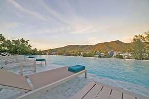 Convenient studio at Oceana by Lofty