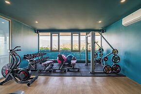 Convenient studio at Oceana by Lofty