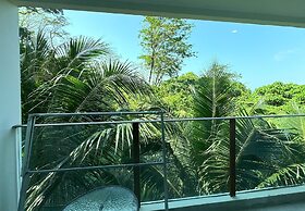 Convenient studio at Oceana by Lofty