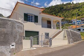 Familia Teixeira House by Atlantic Holiday