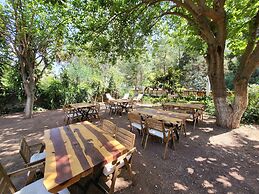 Yedi (7) Boutique Hotel