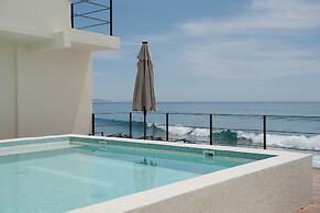 Cabo Break Hotel