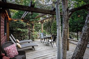 Arrowhead Pine Rose Cabins