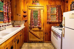 Arrowhead Pine Rose Cabins