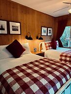 Arrowhead Pine Rose Cabins