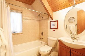 Arrowhead Pine Rose Cabins