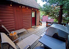 Arrowhead Pine Rose Cabins