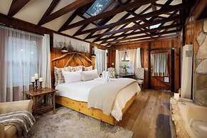 Arrowhead Pine Rose Cabins