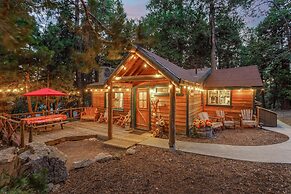 Arrowhead Pine Rose Cabins